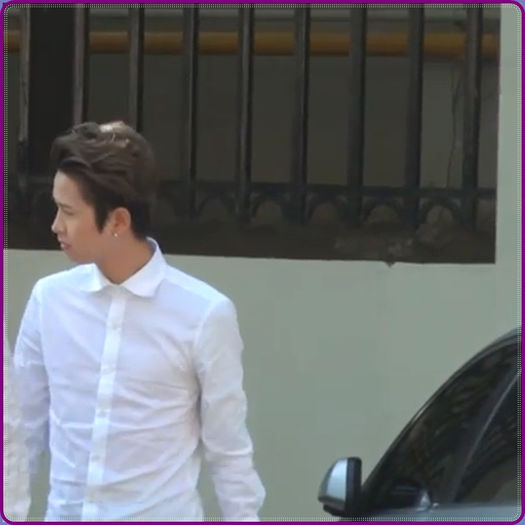 .&. ..:d..Stai sa vezi..:-s.. Am uitat de tine..:d..:-s..:))