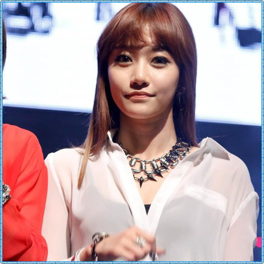 ~9~ Mmm.. bye :) .. DaeHyun.. esti bine, da? :-s