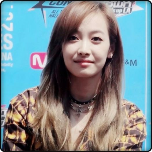 #. Cu placere. :)) Deci..azi..vei invata numerele..de la 1-100. :D :)).