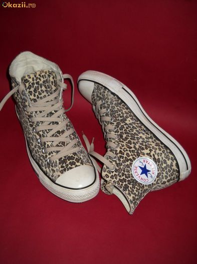 67733993565310725391293-2468415-700_700 (1) - Tenisi All Star Converse cu pete de jaguar