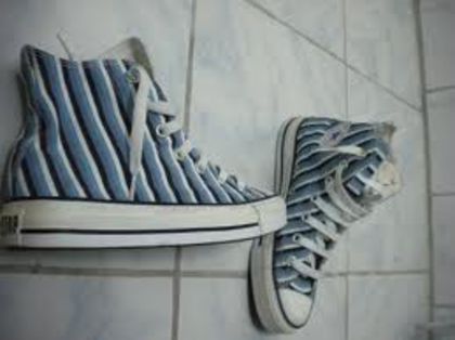 images (1) - Tenisi All Star Converse cu linii