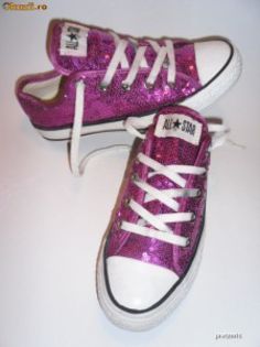 654775973669802043332804-2468415-300_300 - Tenisi All Star Converse cu paiete