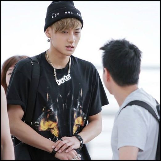 (Tao) ..Asa mult ii place bucatariaa? :)) #ifyouknowwhatimean.