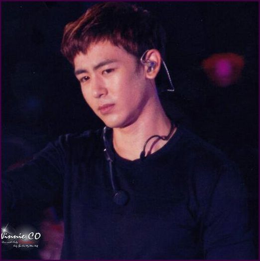 -NK. Byes boys. :) Si miie. :o3 Scuze ca nu am mai venit atunci in parc. :( [o imbratiseaza strans] - ix __ Episodul 027 __ xi