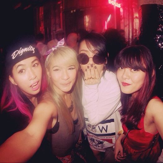 5 CL from 2NE1 #DKNY25