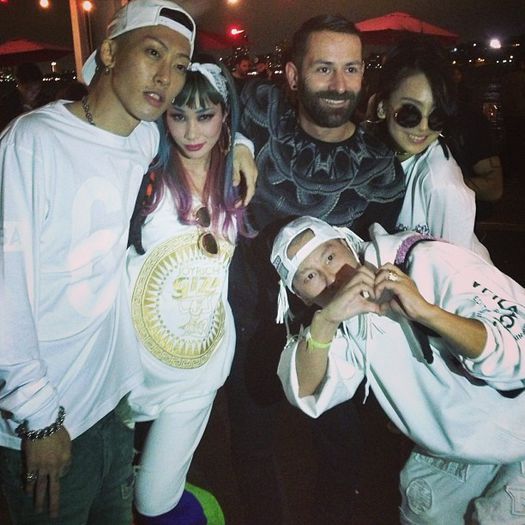 24 - 2ne1 7