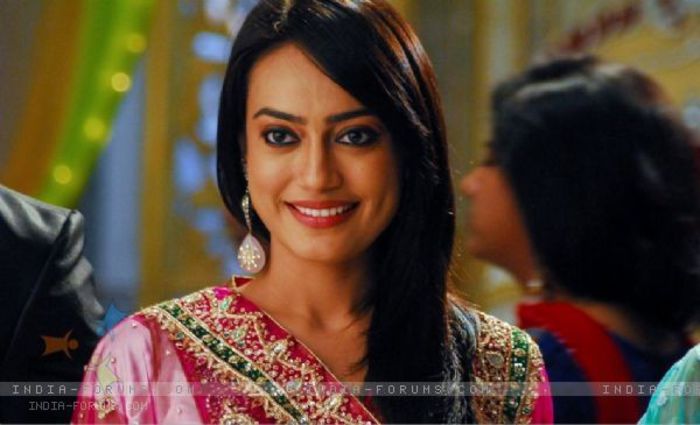 280386-surbhi-jyoti