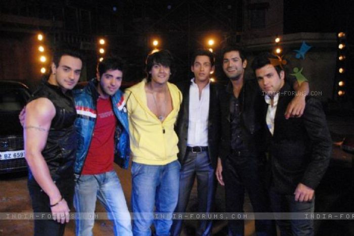 189108-hitler-didi-show-bachelor-party - Rithvik Dhanjani
