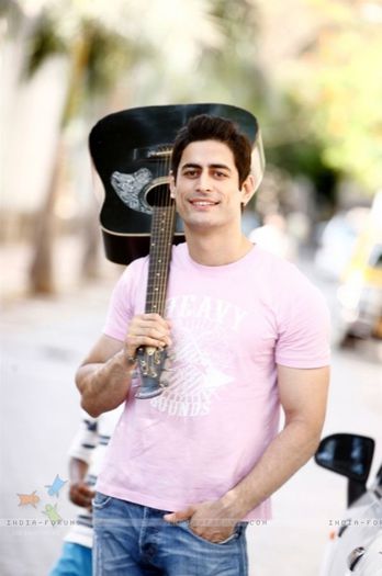 175883-mohit-raina