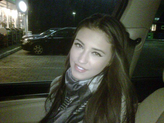 297562_336295413124695_448795988_n