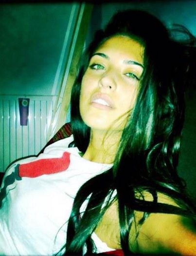 319399_334748729946030_1242262646_n - antonia