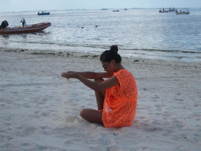 378308_335365409884362_751208629_n