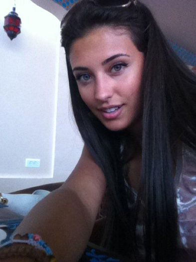 488355_335575076530062_460064616_n - antonia
