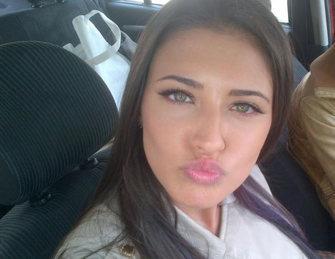 524386_335103453243891_1282221569_n - antonia