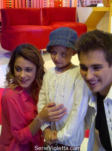 Martina-Stoessel-y-Jorge-Blanco-cantando-7 - Jorge Blanco