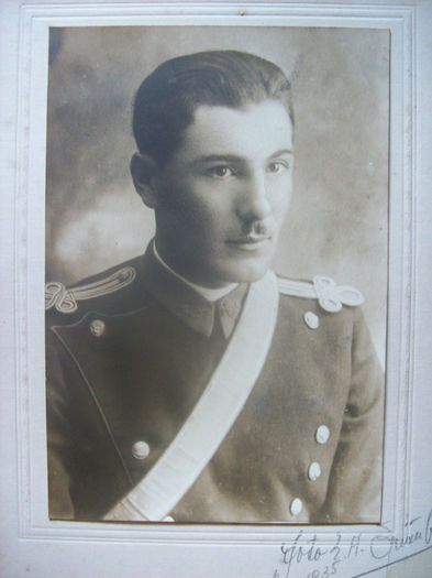 100_7666 CAP. GLIGOR CODREA ,MILITARII DE LA CARE FAMILIA POARTA PORECLA DE -JOFFRE-.