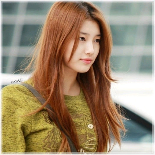 (*) ..Mm.. [il saruta pe frunte :3] ..Serios? :o3 ..[bea] ..MinWoo.. dormi? :-s.. :))