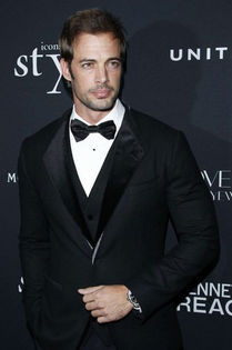 2013-01-sipa-william-levy-50-shades-of-grey-897869_H161715_L - William Levy