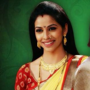 1017016_10151655878903877_219939469_n - Deepali Pansare