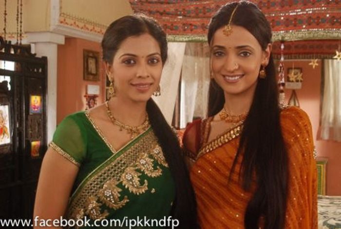 185360_250565191639373_390427_n - Sanaya Irani