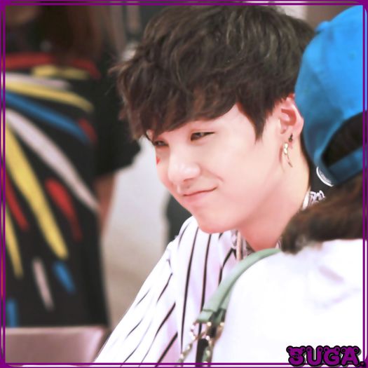 ✖ Oh. :| :)) Revin imediat. ;;) [o ia in brate pe SoJin;pleaca sus]. - ix __ Episodul 029 __ xi