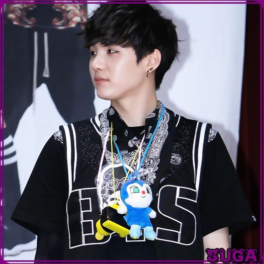 ✖ Heyaa. (:| [se ridica;strange patura] Brb. :D (:| [fuge sus]. - ix __ Episodul 029 __ xi