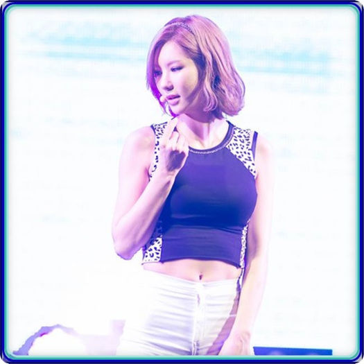 • Ok :-? Revin mai tarziu..:)) Bye..:)) [pleaca sus] - ix __ Episodul 029 __ xi