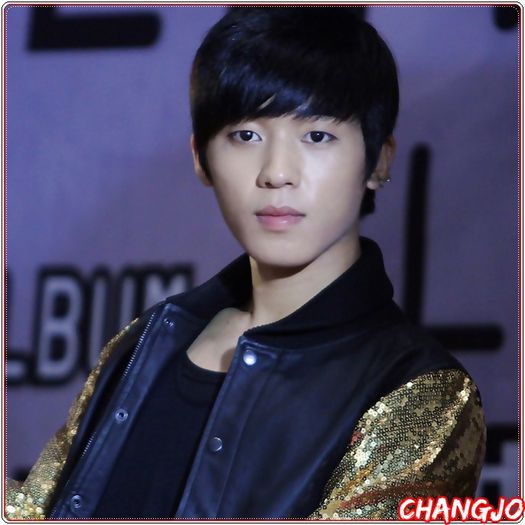 *- Noona,nu`s pitiic. :( [se aseaza pe scara] :)). - ix __ Episodul 029 __ xi