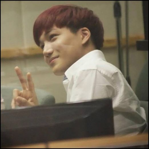 (Kai) ..Stiuu - stiuu. :3 KByes. :) Mm, il tratez de acum cu respect. :3 :))
