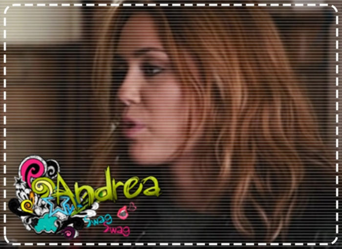 ..[se enerveaza, da cu palma in perete deasupra capului lui Mary]{click}; ..nu mai face pe mironosita! stii foarte bine despre ce vorbesc, dar nu vrei sa recunosti
