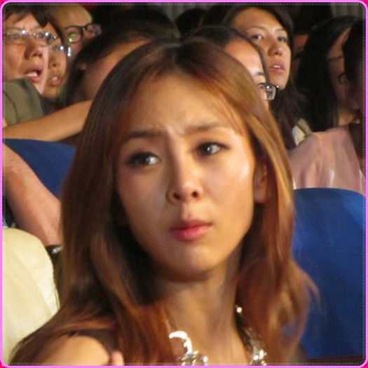 ~> Bye :) ..:-s Suga..nu e nevoie sa te deranjezi..:-s..:D..:-s..:)) - ix __ Episodul 030 __ xi