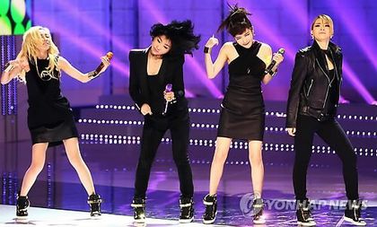 PYH2013090308220001300_P2 - 2ne1 7