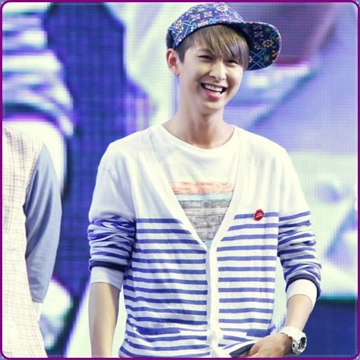 .&. Ba am fost :)..^^ Daar..apoi am trecut si pe la SE..deci :)) - ix __ Episodul 030 __ xi