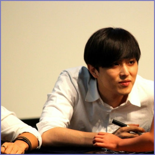 <.> Da..iar tu ai uitat, nu?..:)) - ix __ Episodul 030 __ xi