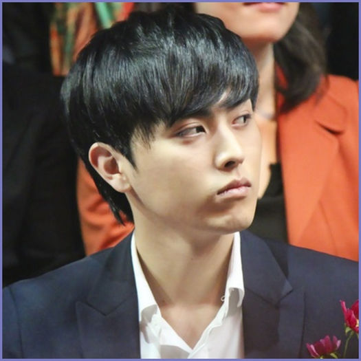 <.> De cand ai inceput sa stai asa mult cu noona..esti altfel..:|..:-s Ce-ti face?..:)) - ix __ Episodul 030 __ xi