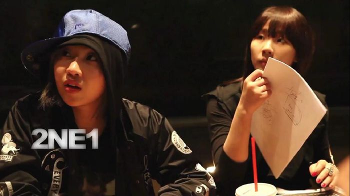 519f603e8023e62260 - 2ne1 7