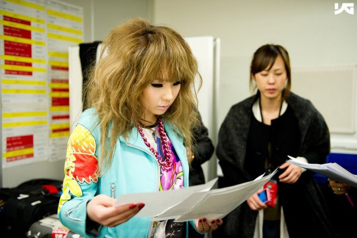 photo-15 - 2ne1 7