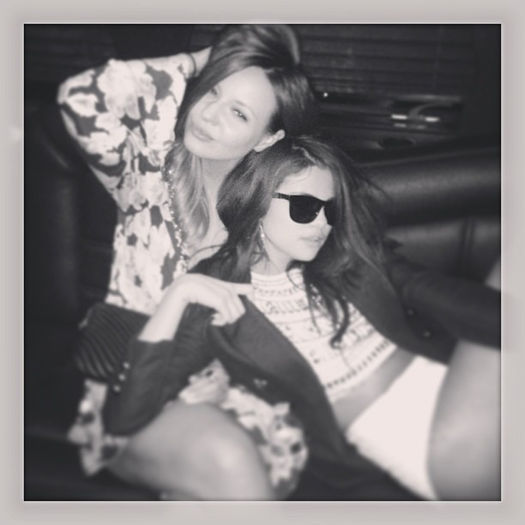  - a-Instagram_______________Selena