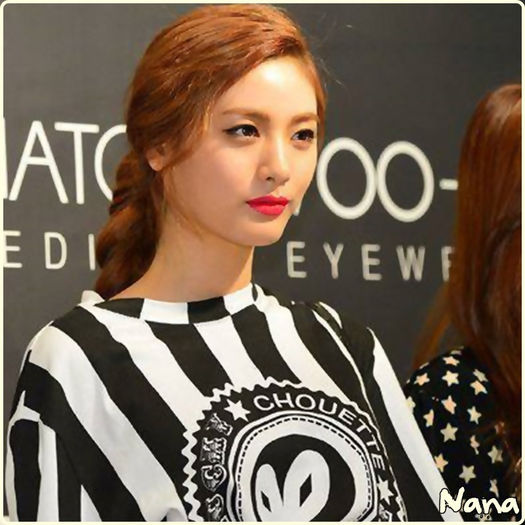 .★. Mai ai..cel putin jumatate de cutie..pastreaza-le tu..eu zau ca nu mai pot :-s..:)) - ix __ Episodul 030 __ xi