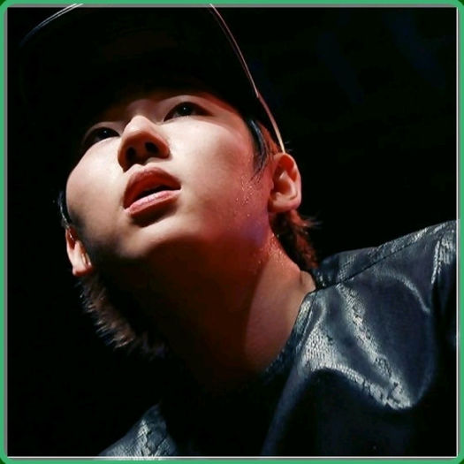 -X-| ..Mm.. Nu e nimic KyungRi.. nimeni nu stia. :)) ..Buna JungAh. :)
