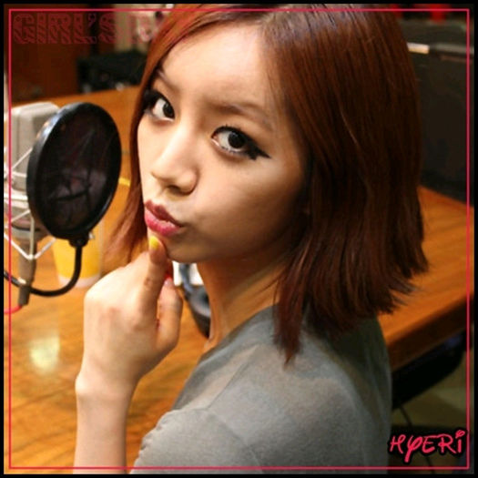 @. >>mm.. am mancat destule.. :-s ..Bye boys. ^-^ ..JunHyung vrea, la sigur. :))