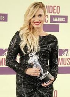 images (7) - demi lovato