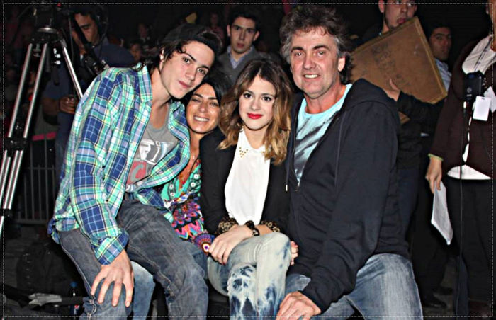 ;; Părinții ei se numesc Alejandro Stoessel și Mariana Muzlera . - martina stoessel - very rare facts