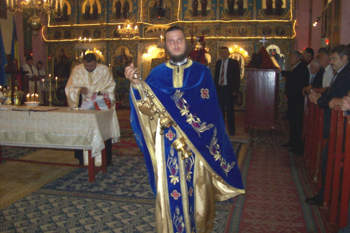 100_8642 - AAAA ANUNT HRAMUL BISERICII DIN PALOS 2013