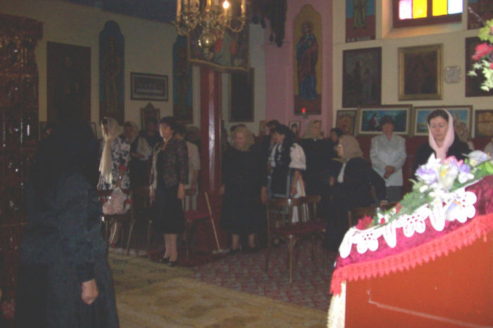 100_8646 - AAAA ANUNT HRAMUL BISERICII DIN PALOS 2013