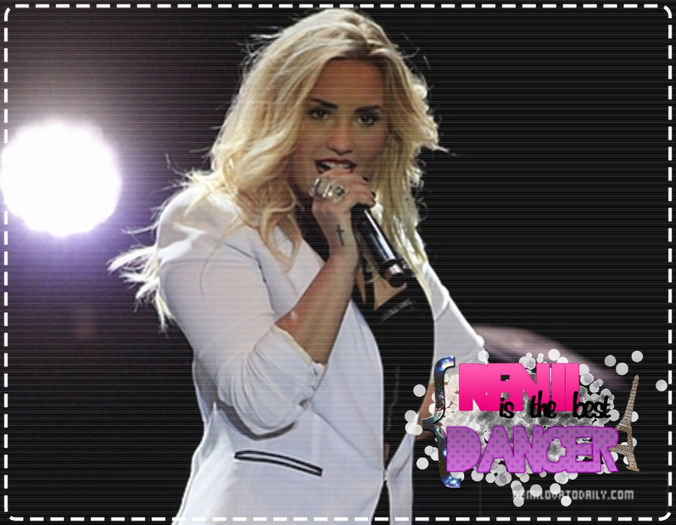 ..ce? dar cum a indraznit sa te ameninte? de ce nu m-ai lasat sa o paruiesc cand am avut ocazia?:@