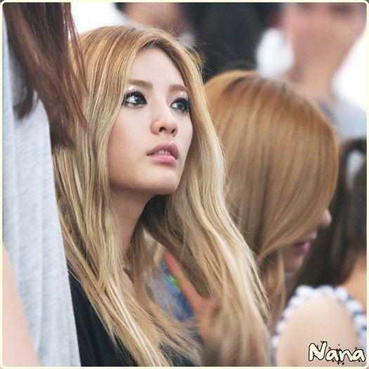 .★. Luhanee... Chiar esti in trend..o.o.. Asta e ciudat..:)) - ix __ Episodul 032 __ xi