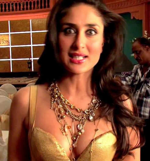 Dar mai lasa-ma cu portugheza. Dar mai lasa-ma cu portugheza.