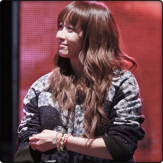 #. Pacat. :( Ma mai faceam cu un elev. :( :)).