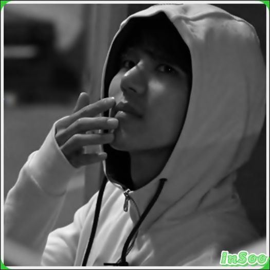 || :| -.- In fine..oare cui i`a venit ideea? :) Si..ale cui au fost cosmeticele? :) 8-|. - ix __ Episodul 033 __ xi